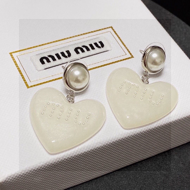 MIU MIU
